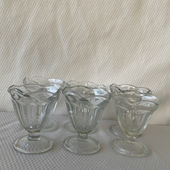 Vintage Anchor Hocking Dessert/Ice Cream Glasses. Set of Six. - Picture 3 of 6
